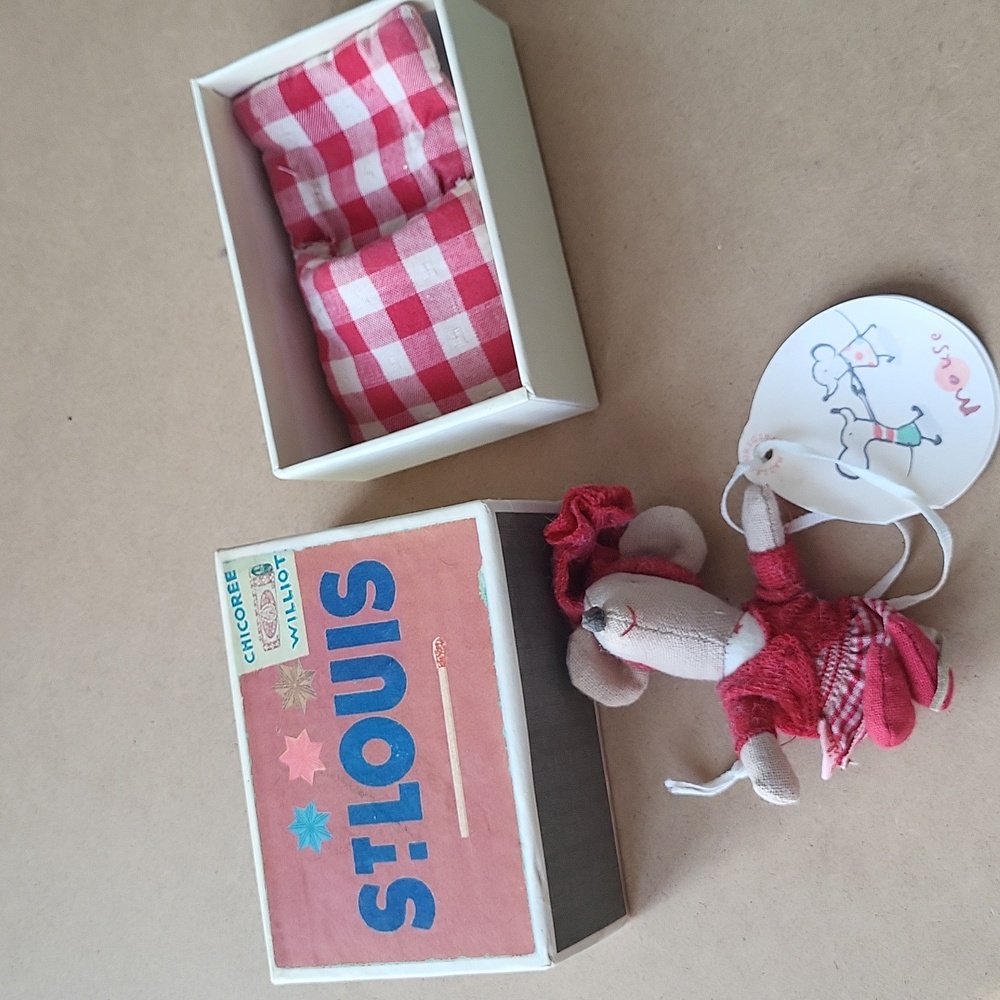 Maileg Little Sister St Louis Christmas Mouse